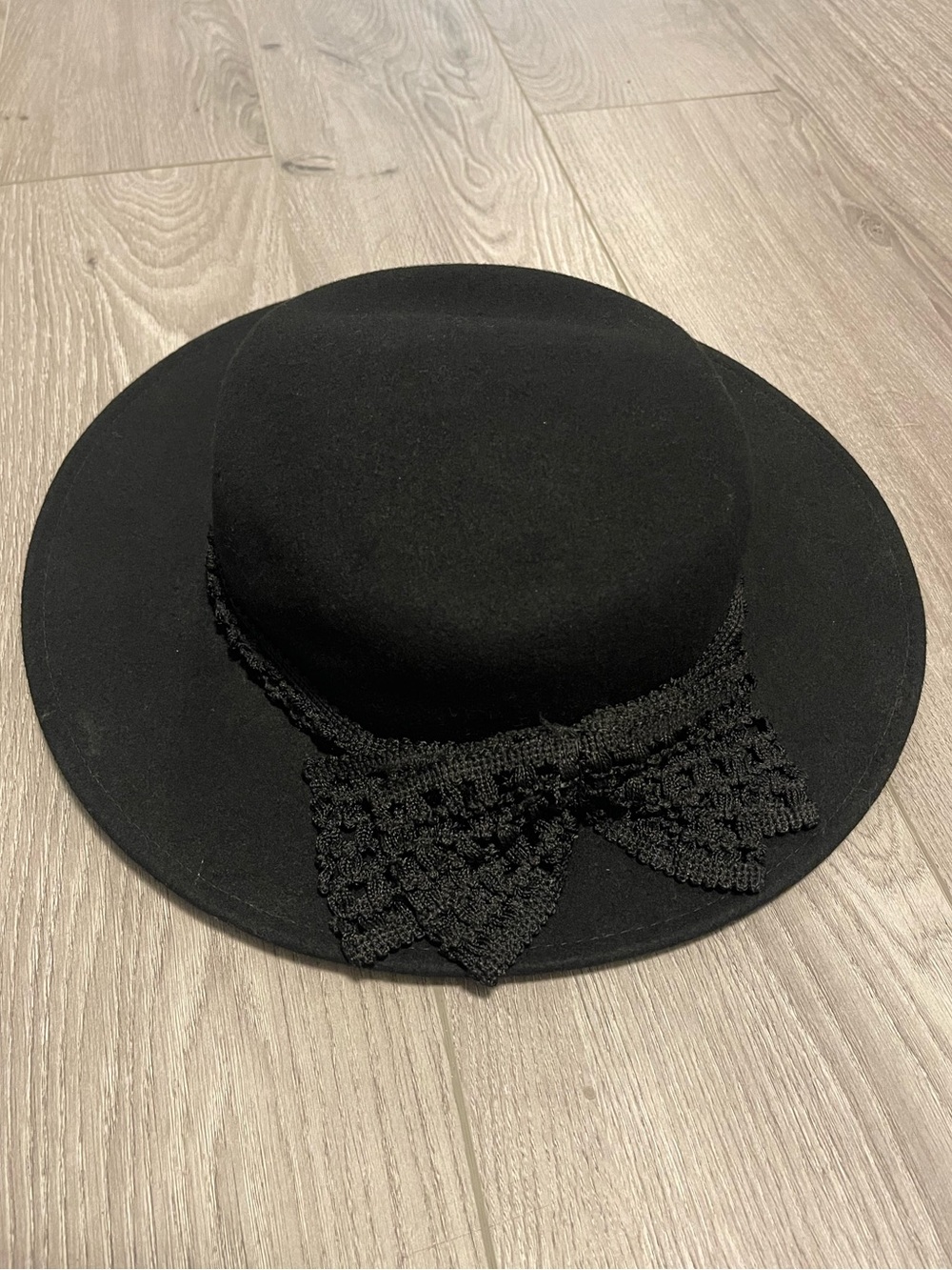 Bollman 100% Wool Felt Black Wide Brim Hat Lace Bow Fedora Brimmed Vintage Vtg